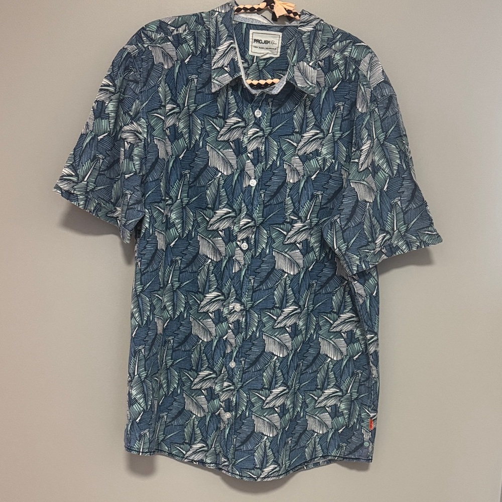 Prana Men’s Blue Leaf-Print Short-Sleeve Button-Down Shirt